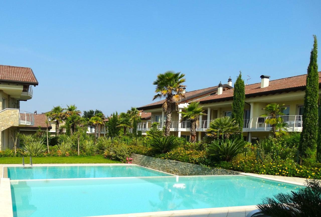 Phoenix Garda Hills Sirmione Buitenkant foto